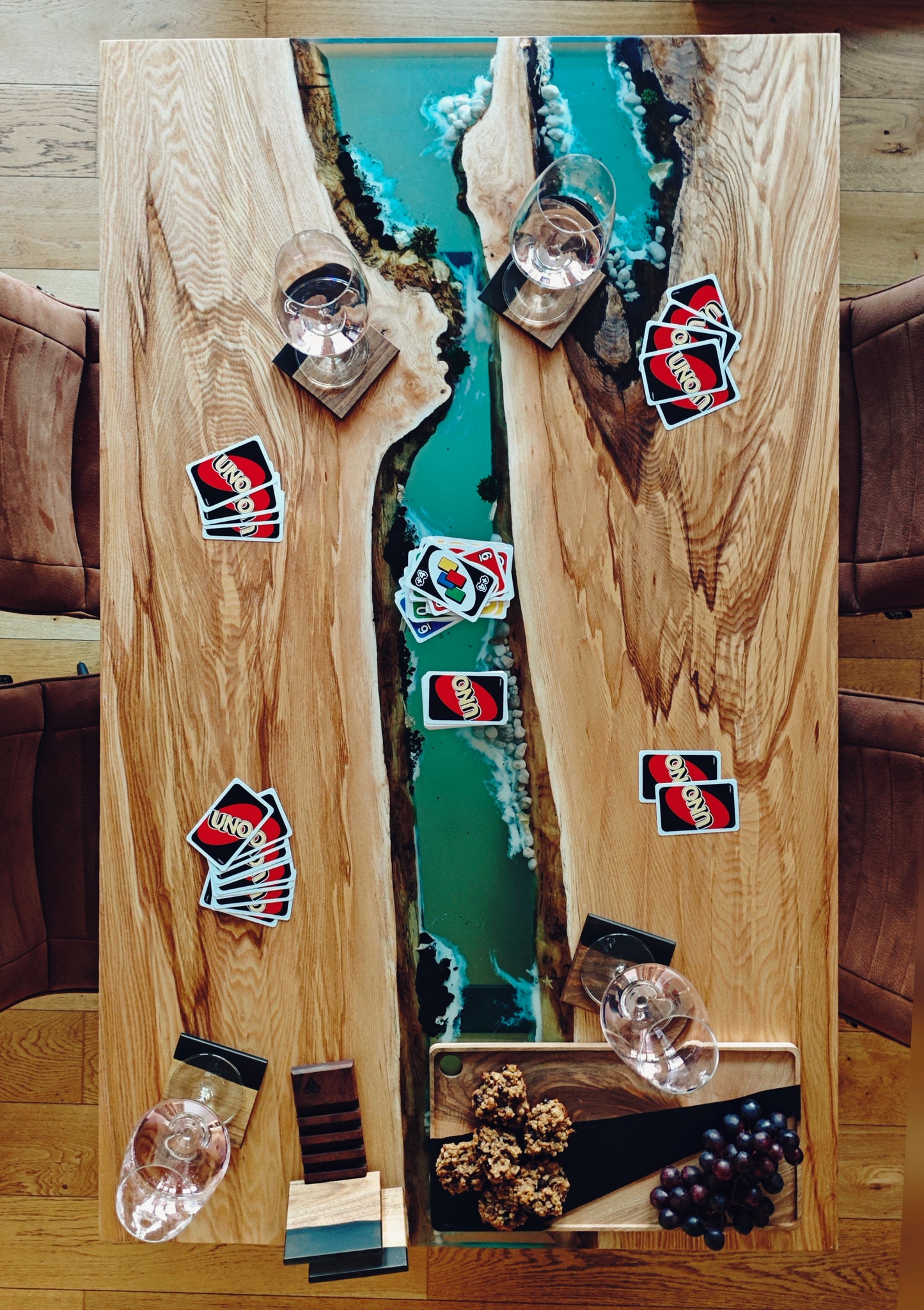 Stylish table made of Maple wood and epoxy resin - River table