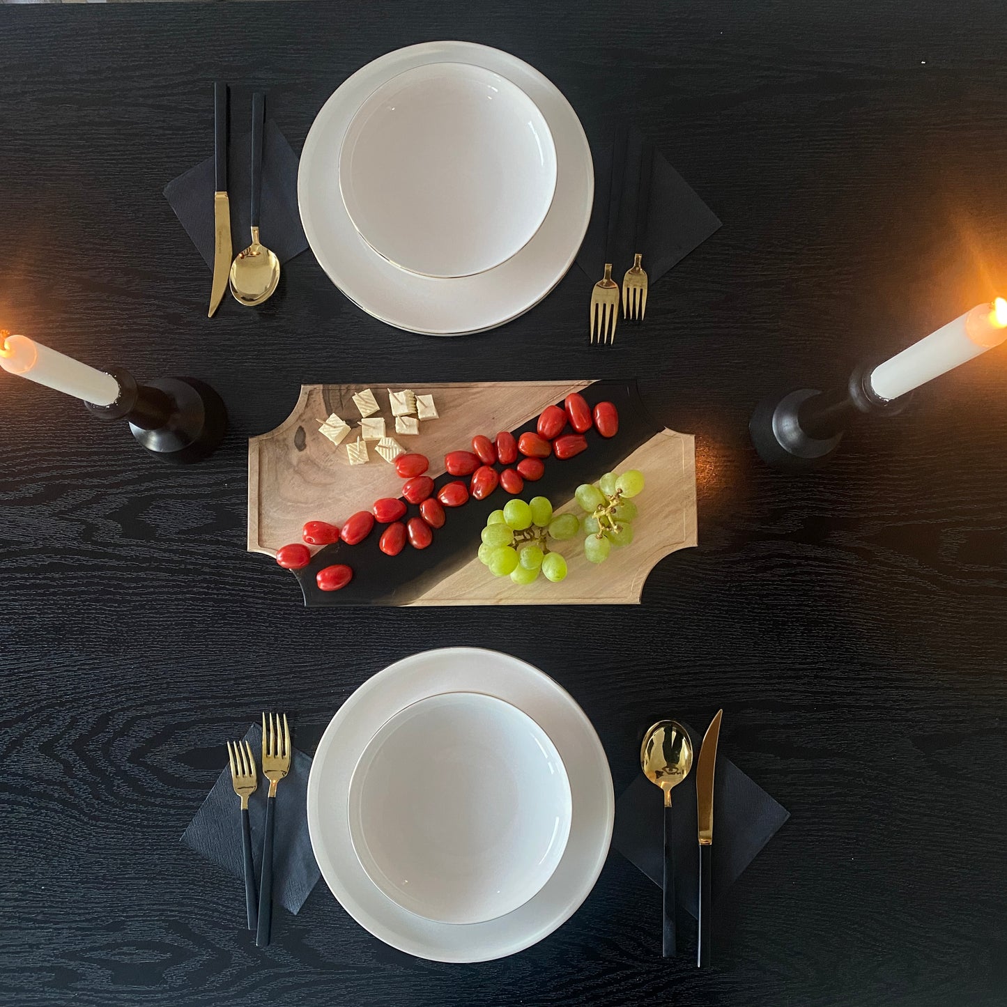 Stylish serving board in turquoise