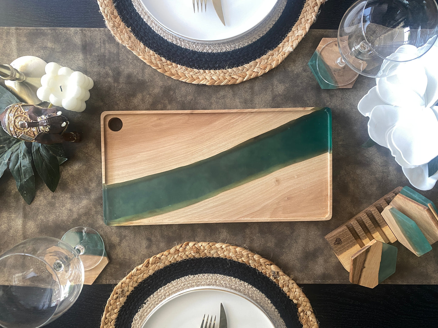 Stylish serving board in turquoise